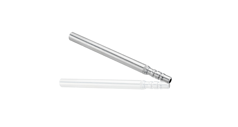 Gerades Metallrohr mit Anschlussstück für Automotive- und Fluidtechnik-Leitungssysteme.