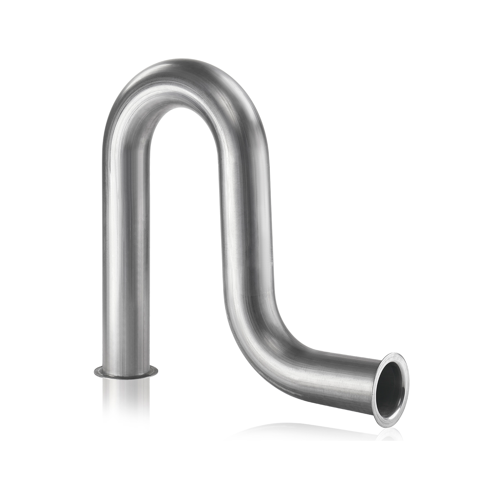 Gebogenes Edelstahlrohr mit Flanschanschluss für industrielle Rohrleitungssysteme.