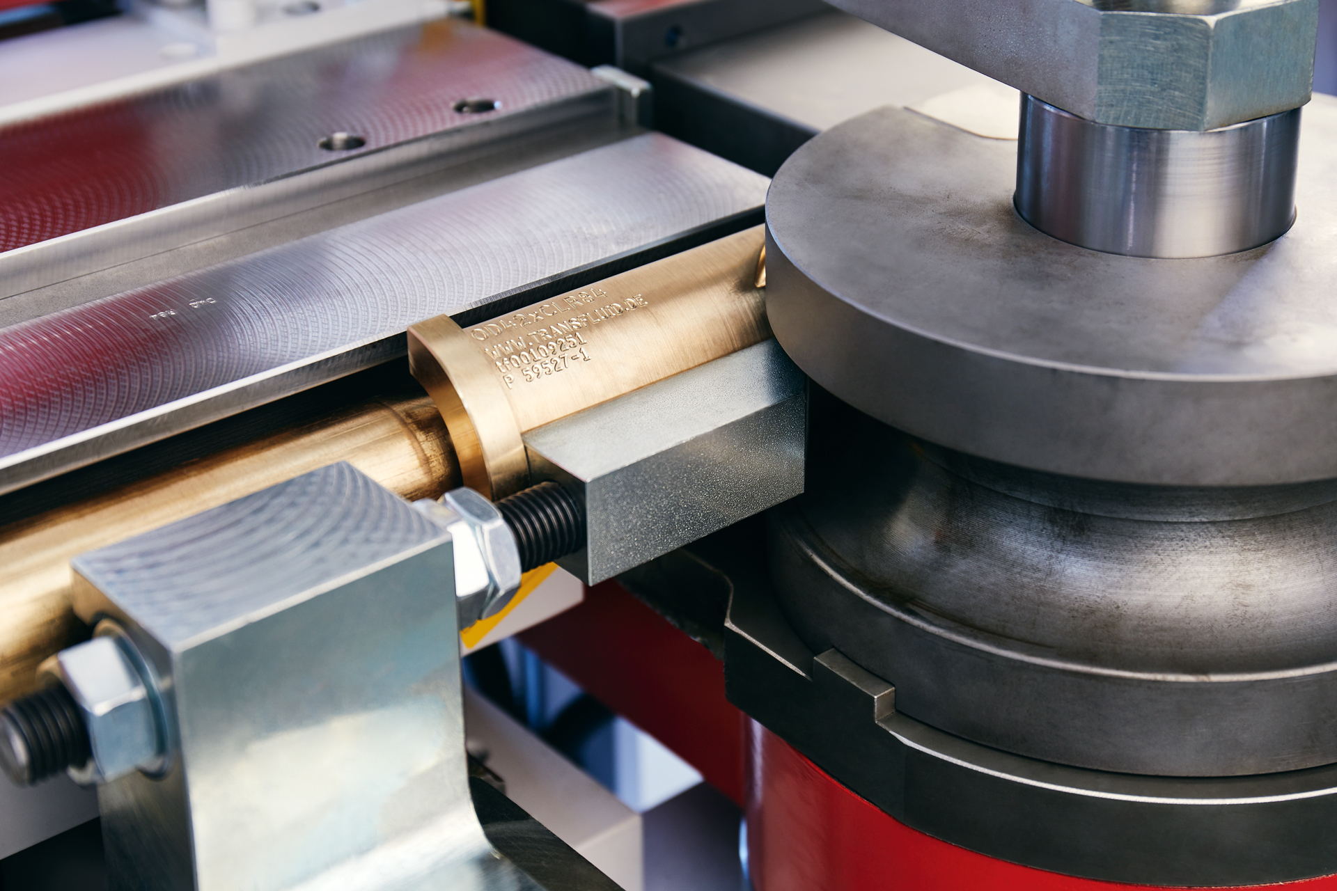 Wiper Die an CNC-Rohrbiegemaschine t work COMPACTLINE 76 zur Vermeidung von Faltenbildung beim Biegen.